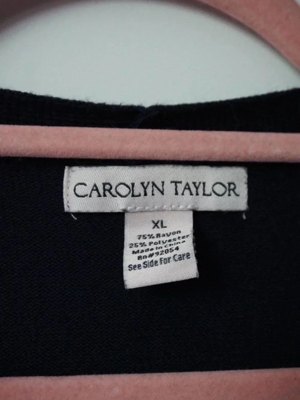 Carolyn Taylor Cardigan Navy Red Heart Embroidery & Buttons V-Neck X-Large